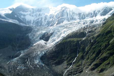 The Lower Grindelwald glacier & the Fieschererhorn