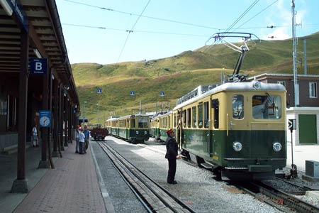 Trains waiting at Kleine Scheidegg for Grindelwald