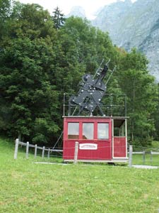 The first cablecar in the world on the Wetterhorn